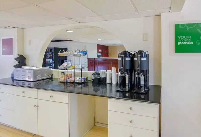 בית מלון כפרי Red Roof Inn Kingsport