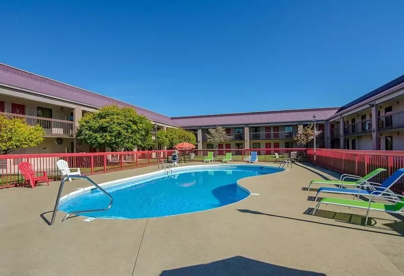 בית מלון כפרי Red Roof Inn Kingsport