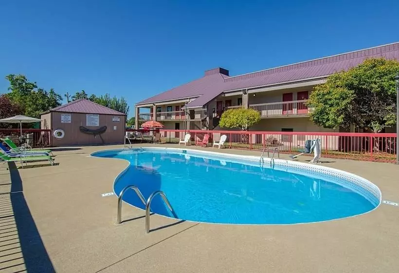 בית מלון כפרי Red Roof Inn Kingsport