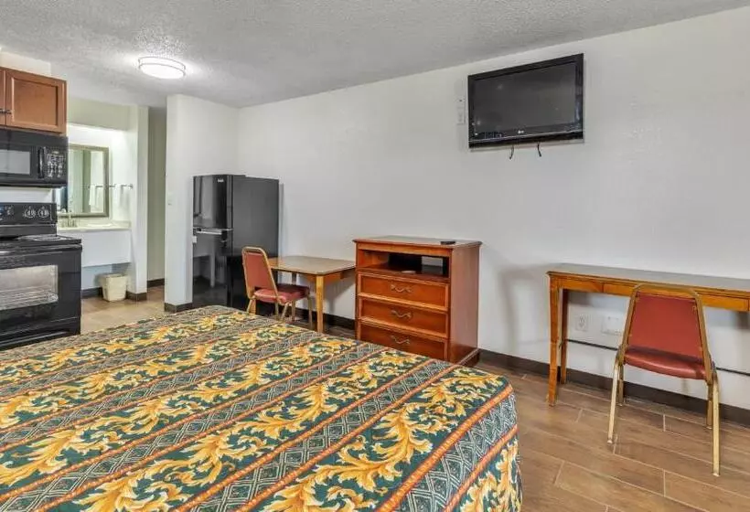 호텔 Studios And Suites 4 Less Emporia