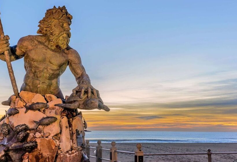 בית מלון כפרי Studios And Suites 4 Less Emporia