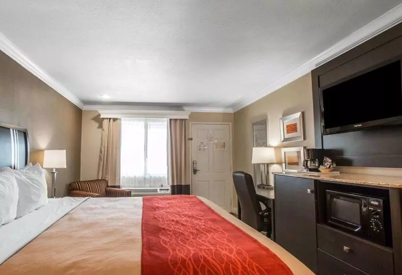 Quality Inn Downey