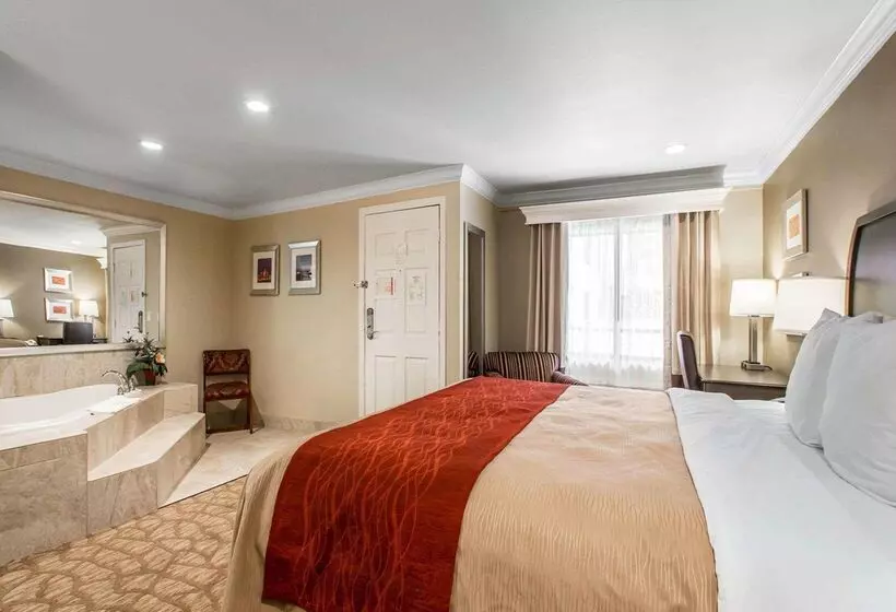 Quality Inn Downey
