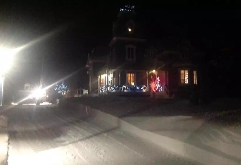 酒店 Auberge Chemin Du Roy