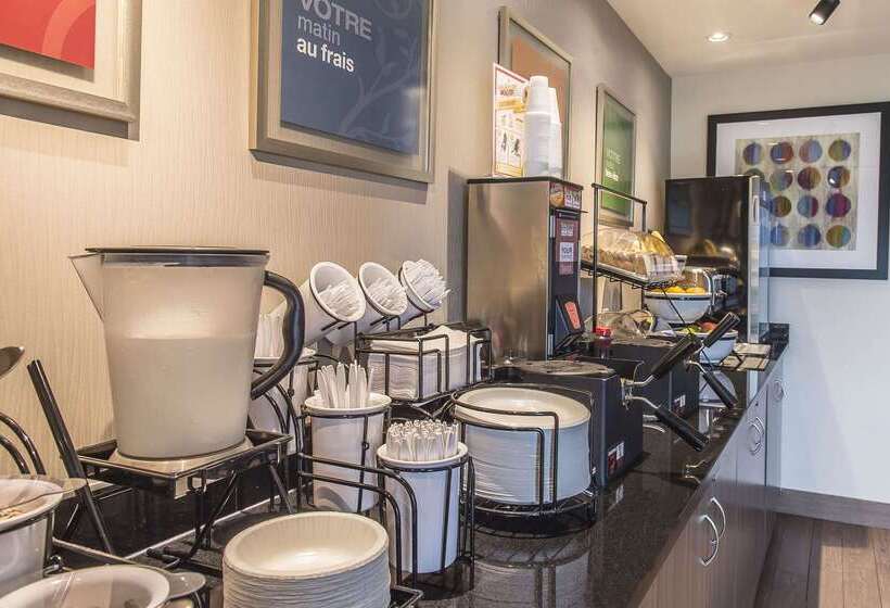 ホテル Comfort Inn