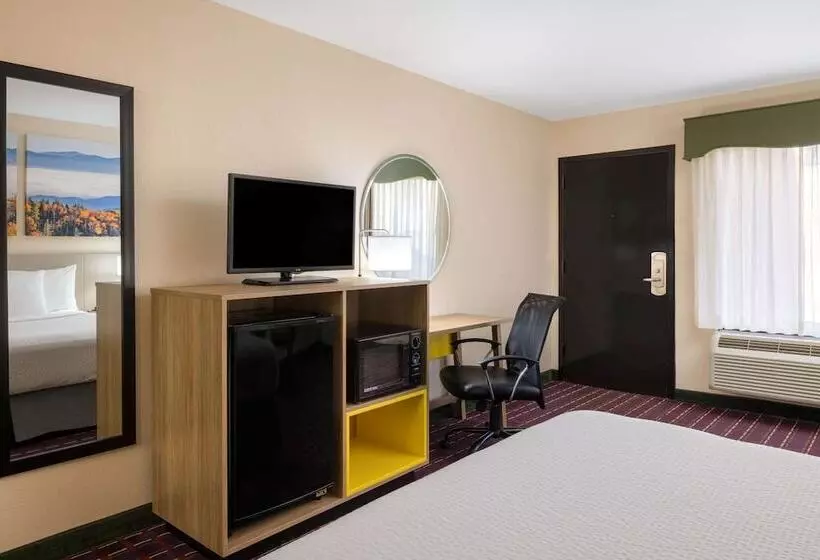 호텔 Days Inn By Wyndham Murphy