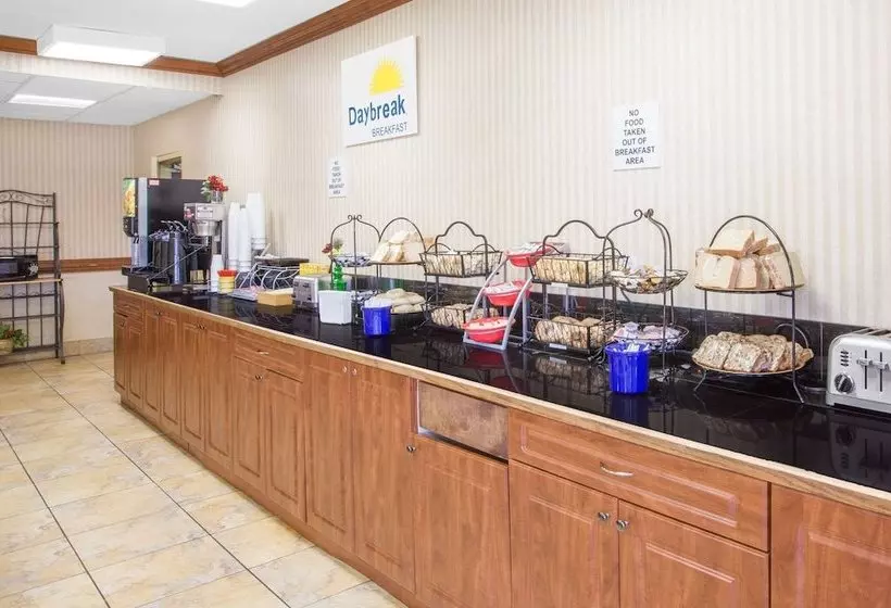 ホテル Days Inn By Wyndham Toledo