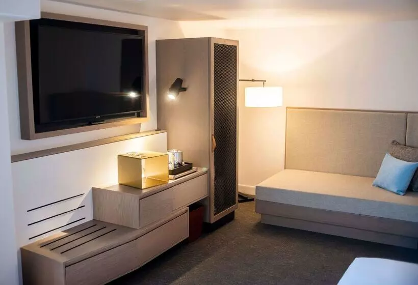 酒店 Doubletree By Hilton St. John S Harbourview