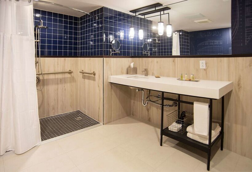 فندق Doubletree By Hilton St. John S Harbourview