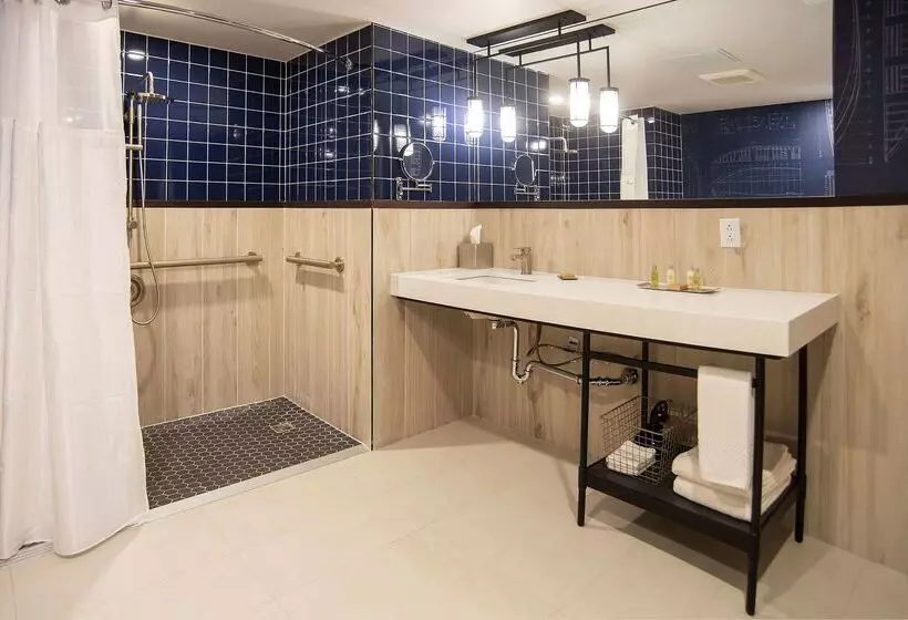 酒店 Doubletree By Hilton St. John S Harbourview