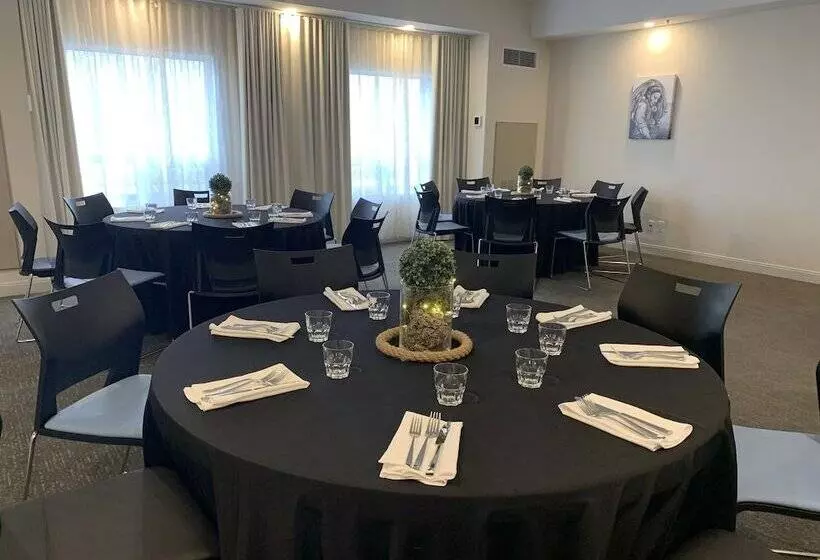 酒店 Doubletree By Hilton St. John S Harbourview