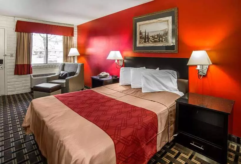 בית מלון כפרי Econo Lodge Downtown