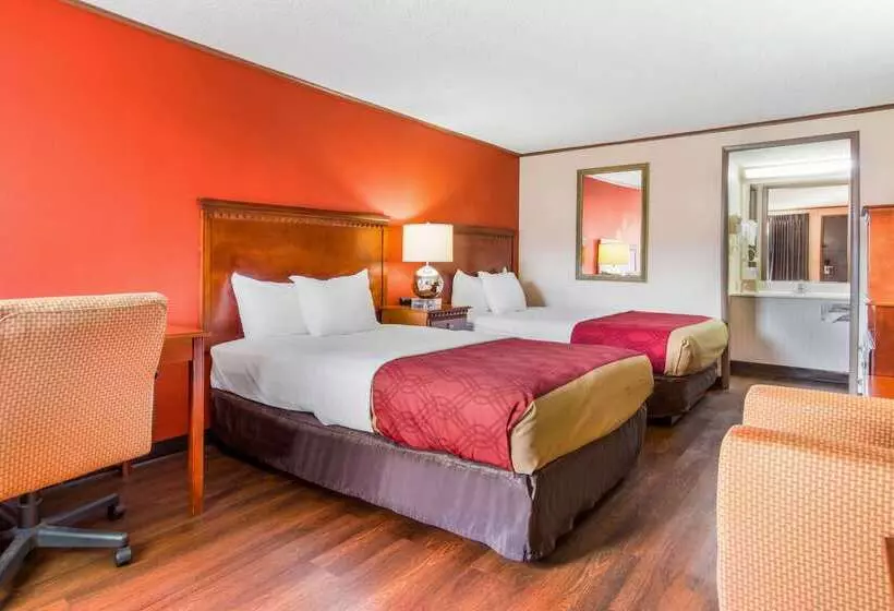 Отель Econo Lodge