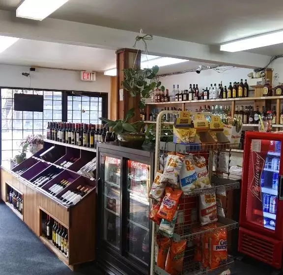 Отель Haida Way Motor Inn