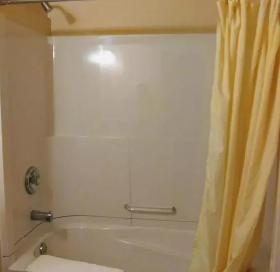 Отель Haida Way Motor Inn