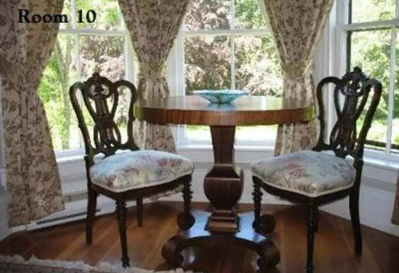 فندق Hillsdale House Inn