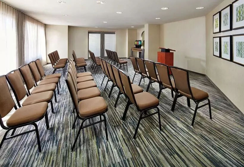 בית מלון כפרי Hilton Garden Inn San Diego Mission Valley Stadium