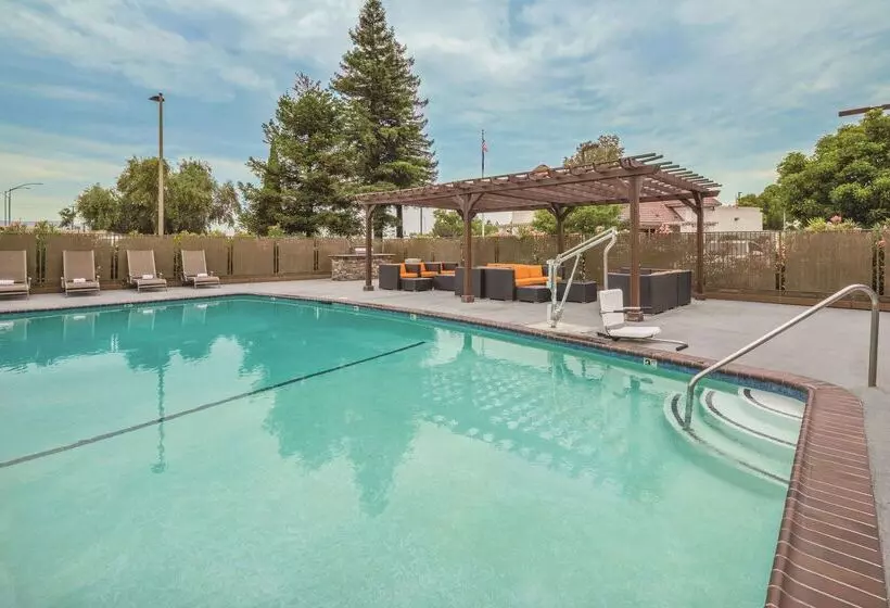 酒店 La Quinta By Wyndham San Jose Airport