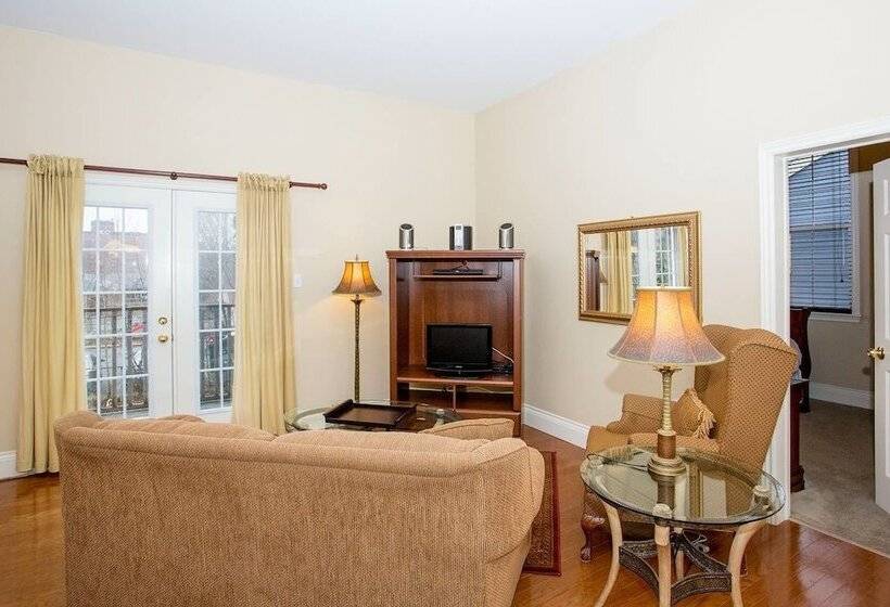 فندق Mary Queen Of Scots Inn