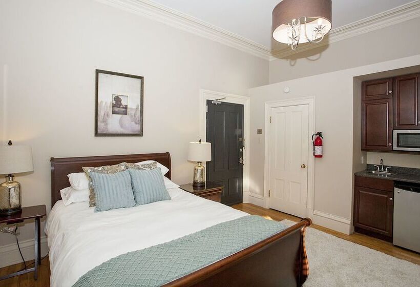 فندق Mary Queen Of Scots Inn