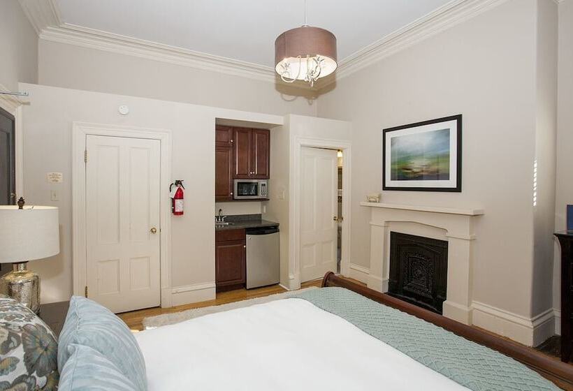 فندق Mary Queen Of Scots Inn