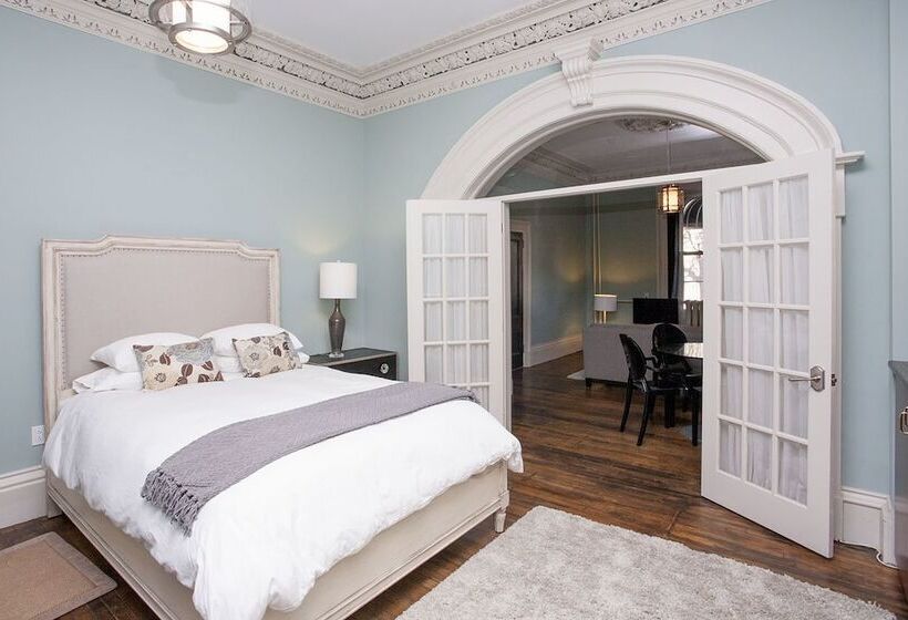 فندق Mary Queen Of Scots Inn