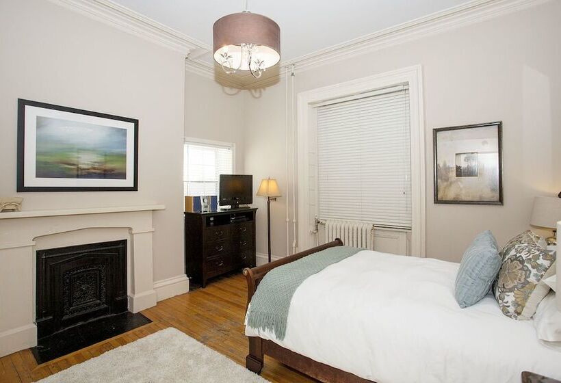 فندق Mary Queen Of Scots Inn