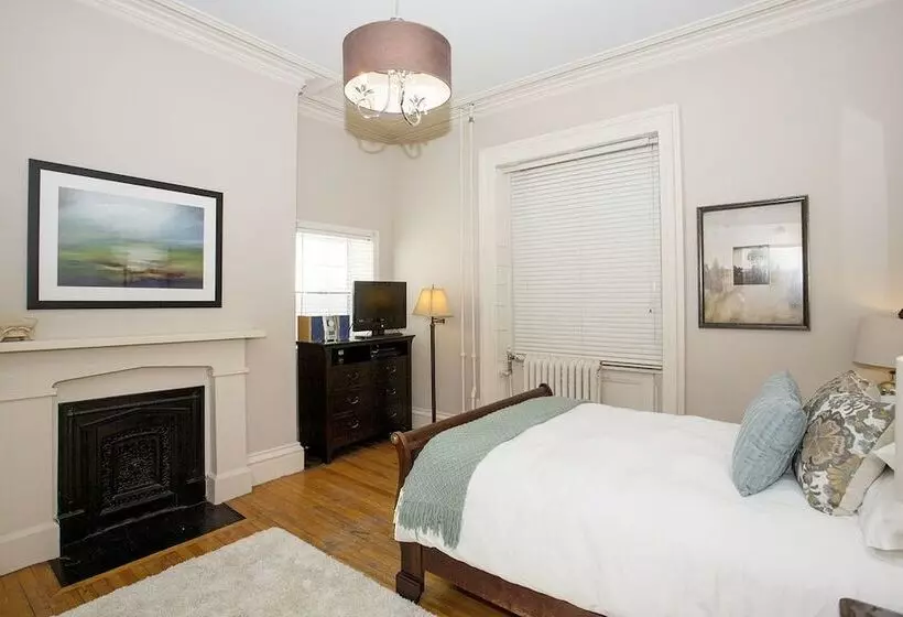 ホテル Mary Queen Of Scots Inn