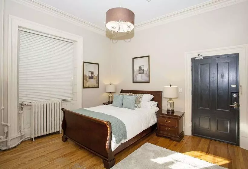 ホテル Mary Queen Of Scots Inn