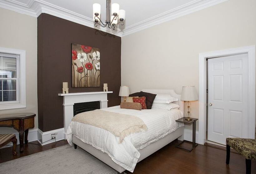 فندق Mary Queen Of Scots Inn