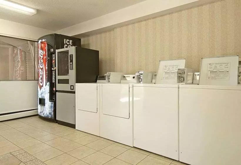 호텔 Metro Inn Calgary Northwest