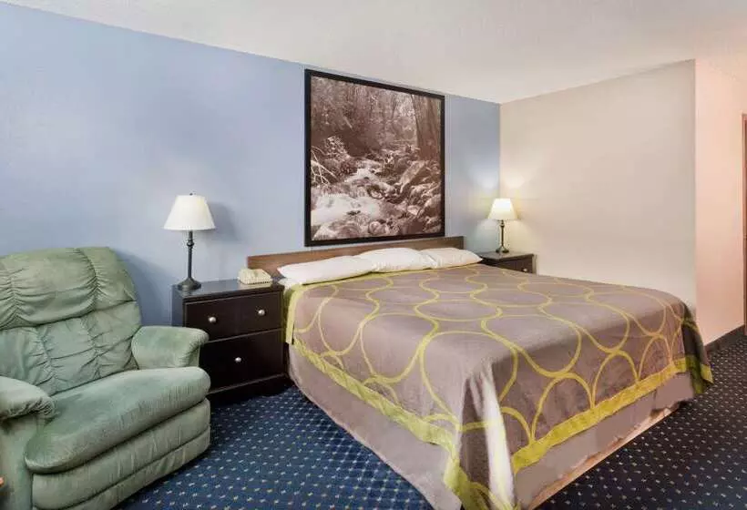 Отель Super 8 By Wyndham Rockford