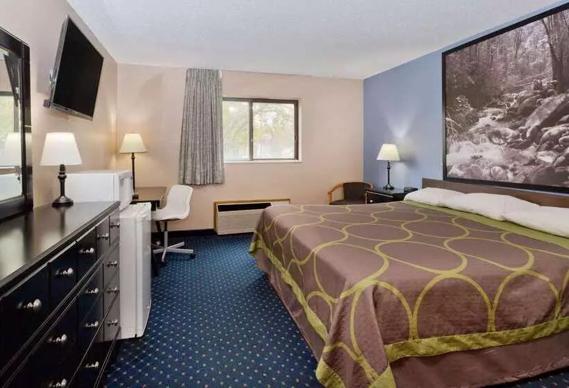 Отель Super 8 By Wyndham Rockford