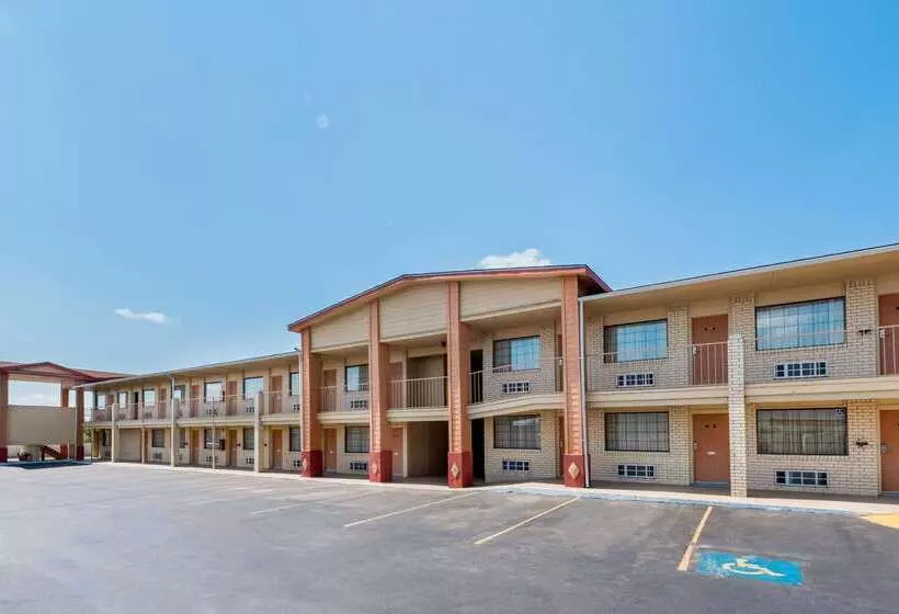 فندق Super 8 By Wyndham Waco/mall Area Tx