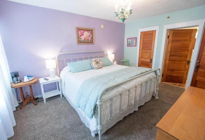 호텔 Terrace Inn And 1911 Restaurant