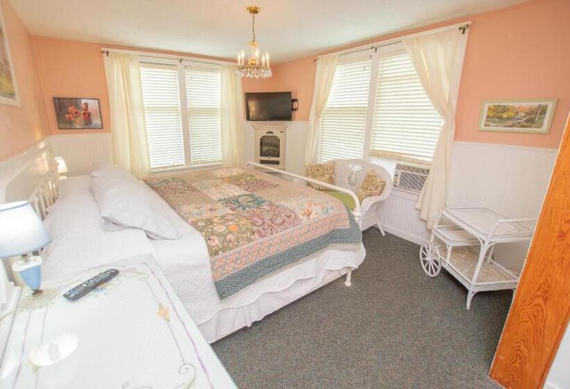 호텔 Terrace Inn And 1911 Restaurant