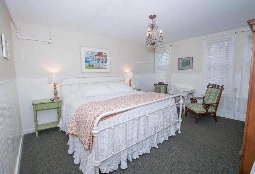 호텔 Terrace Inn And 1911 Restaurant