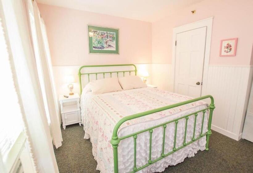 호텔 Terrace Inn And 1911 Restaurant