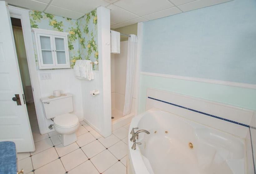 호텔 Terrace Inn And 1911 Restaurant