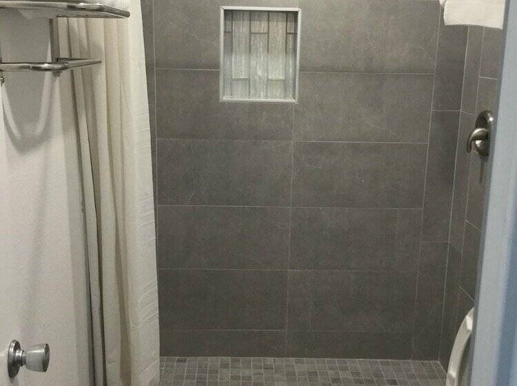 فندق على الطريق Erth Inn By Aga Mojave