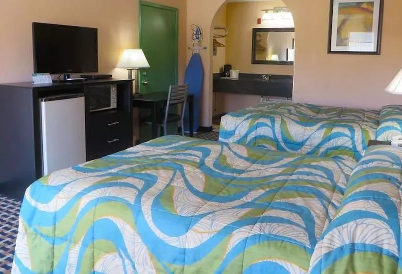 モーテル Weatherford Inn And Suites