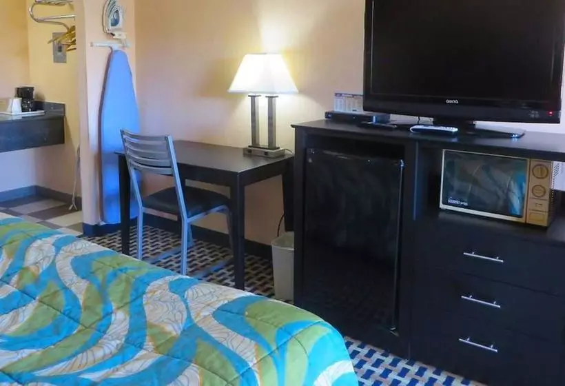 モーテル Weatherford Inn And Suites