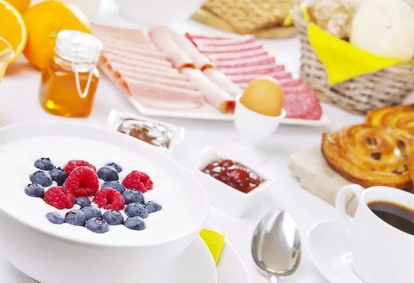 モーテル Weatherford Inn And Suites