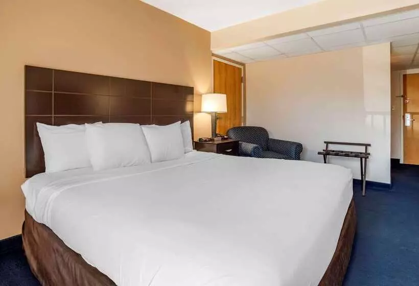 استراحتگاه Econo Lodge Inn & Suites Rehoboth Beach