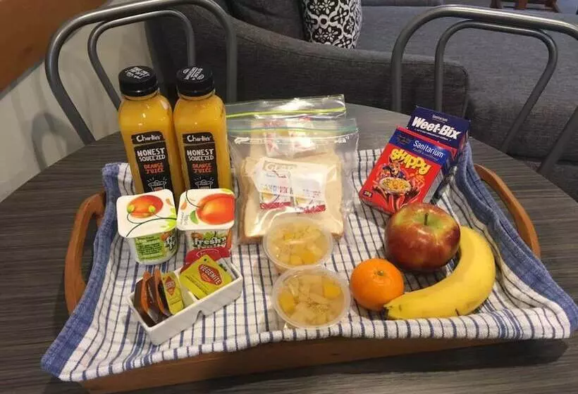 Dunedin Motel And Villas