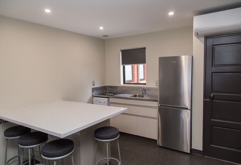 Dunedin Motel And Villas