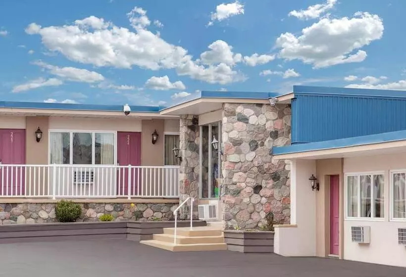 Отель Belmont Inn