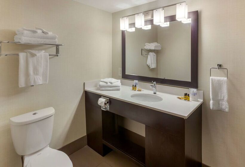 Best Western Plus Leamington Hotel & Conference Centre