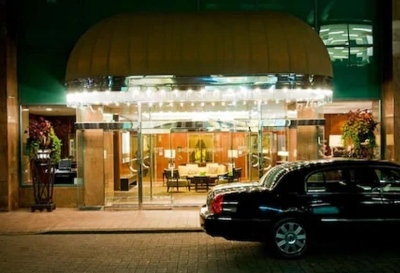 ホテル Cambridge Suites Toronto