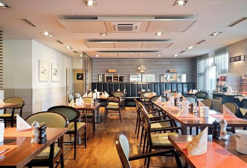 בית מלון כפרי Conti Dietikon